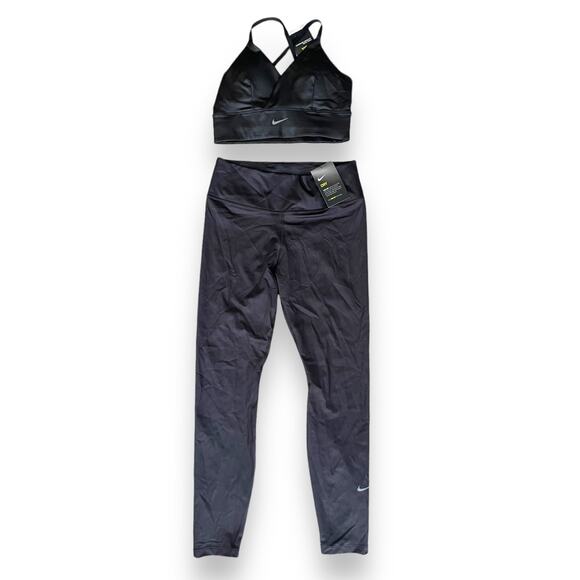 Nike Pants - NWT Set of 2 pcs Nike pants sz M and bra sz S
